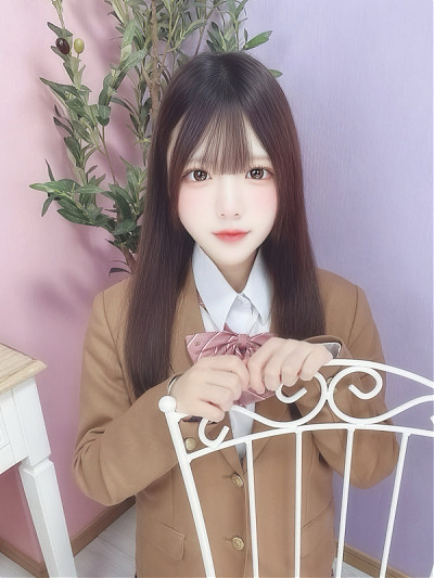 みあ